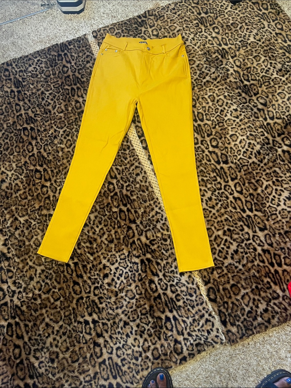High-Rise Skinny Jeans in Mustard Yellow